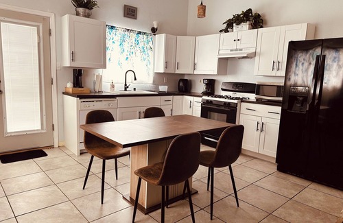Taylor Ranch House | Cozy West-sider in Albuquerque, NM