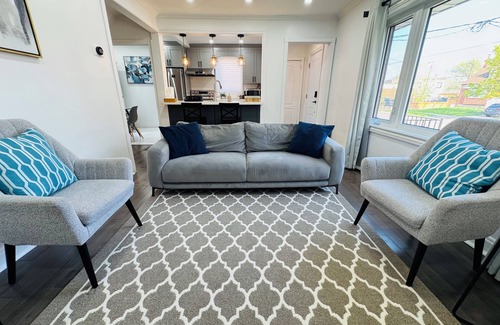 Weston House | Cozy Weston Village Escape w/2 Parking - Backyard Access - Convenient Location!