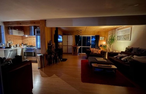 Whangamata House | Cozy Whanga Escape