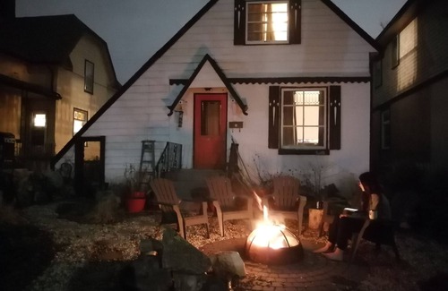 Winnipeg House | Cozy Wolseley Home!