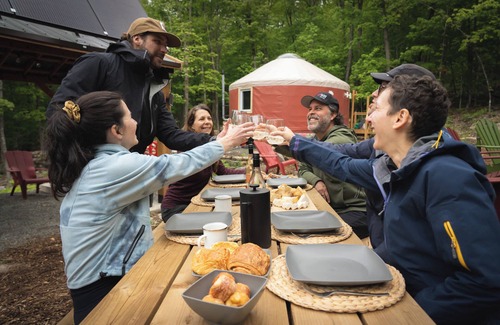 Sainte-Agathe-des-Monts House | Cozy Yurt in the Woods
