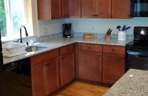 Windham Cottage | Cozy Year-round House right outside Portland Maine on Highland Lake.