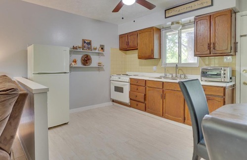 Poland Apartment | Cozy Youngstown Apartment with Central AandC and Heating