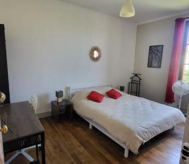 Paray-le-Monial Apartment | Cozy Zen de Paray 2 bedroom