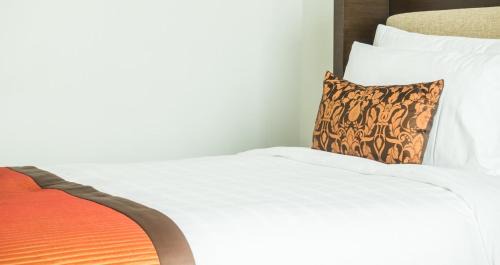 Kampung Sungai Nibong Apartment | CozyStay Rooftop Sky Pool Sea &Bridge View Luxury 9pax