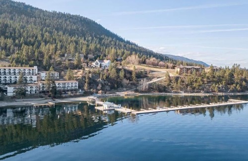 Central Okanagan Apartment | Cozystay Signature: Lake Okanagan Resort