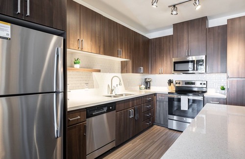 Tempe Apartment | CozySuites at Town Lake