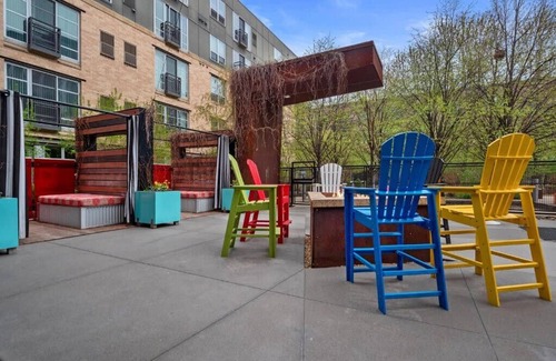 Mill District Apartment | Cozysuites Mill District Pool gym 02