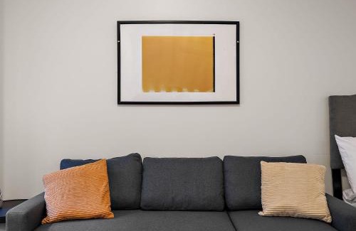 Warehouse District Apartment | CozySuites NLG - Modern studio condo #17