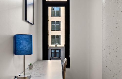 Warehouse District Apartment | CozySuites NLG - Modern studio condo #20