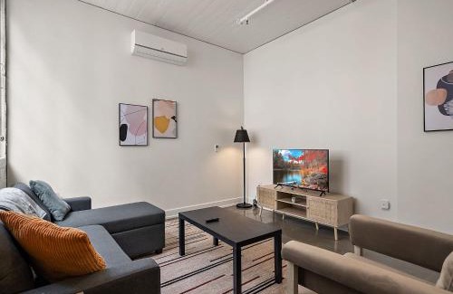 Warehouse District Apartment | CozySuites NLG - Modern 1BR condo #29