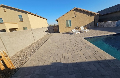 Estrella Village House | Cozzy & Charming 3-bedroom and 2 full baths house & pool & WiFi in Tolleson.