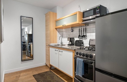 Brookwood Apartment | (CPE) Safe + Quiet Studio w/Comfortable Bed