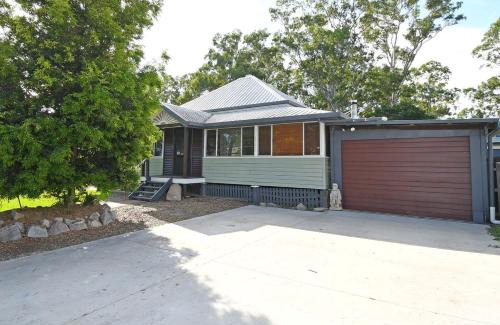 Toogoom House | Crab Shack on Moreton