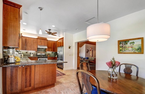 Sonoma House | Craftsman Style Cabin in the Heart of Sonoma- Includes Wine Tasting Passport