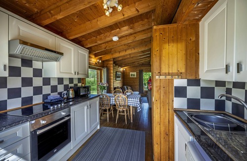 Spittal of Glenshee Cabin | Cragdhu Log Cabin