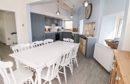 Amlwch Cottage | CRAIG Y WYLAN, family friendly, character holiday cottage in Amlwch