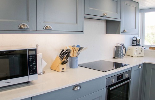 Amlwch Cottage | CRAIG Y WYLAN, family friendly, character holiday cottage in Amlwch