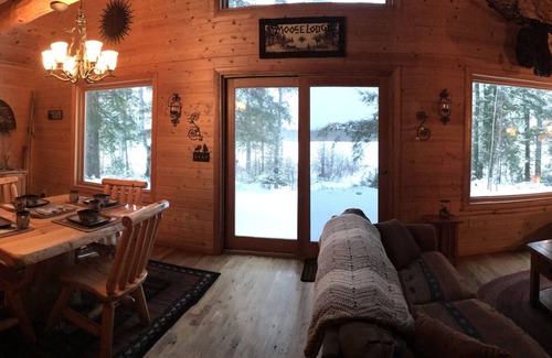 Wetmore Cabin | Cranberry Lake Log Cabin, Private! Boat&Canoe,Close to Pic Rocks!