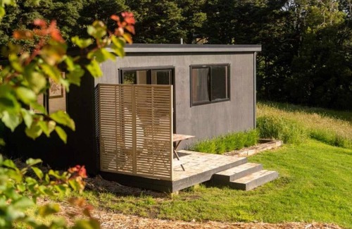 Whangarei Cabin | Crane Road Cabin