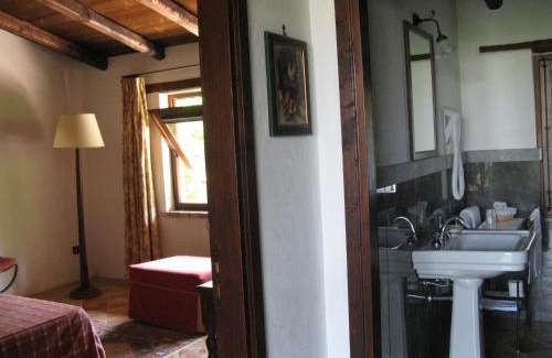 Ventimiglia di Sicilia House | Crapa Licca