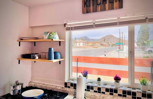 El Paso Apartment | Craven Cottage Studio at Hillside with Wifi, AC & 4K Smart TV