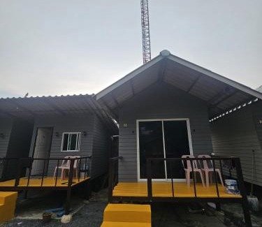 Bai Lan Hotel | Crazy Bananas