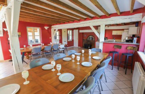 Luigny Villa | Crazy Villa Luigny 28 - Heated pool - City Stade - 1h20 Paris - 30P