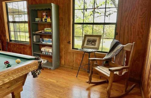 Bandera Hotel | CRC Ranch Retreat