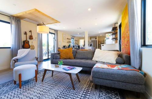 Johnson City House | Creator Cabin - Retreat for 8