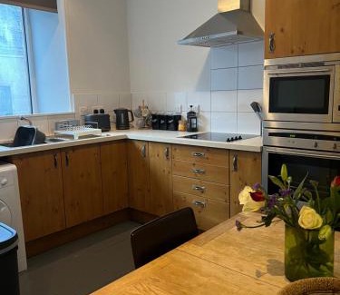 Stornoway Apartment | Creed Apartment on the Harbour