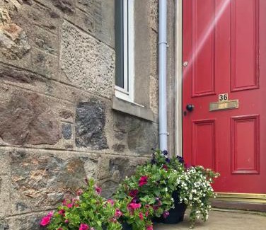 Stornoway Apartment | Creed Apartment on the Harbour