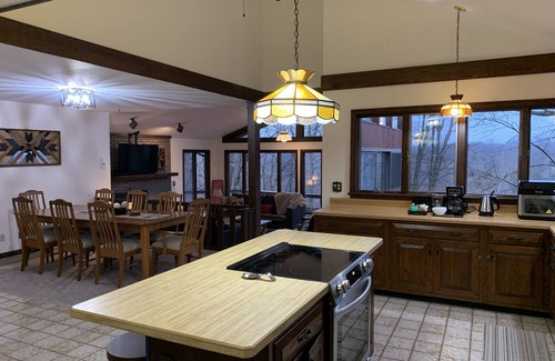Conneaut House | Creek side retreat and breathtaking views! Moments from hunting and fishing!