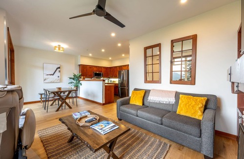 Nordic Estates Hotel | Creekside 2 Bedroom With Incredible Mountain Views