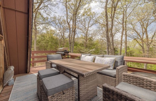 Innsbrook Ski Chalet | Creekside Cabin by Innsbrook Vacations!