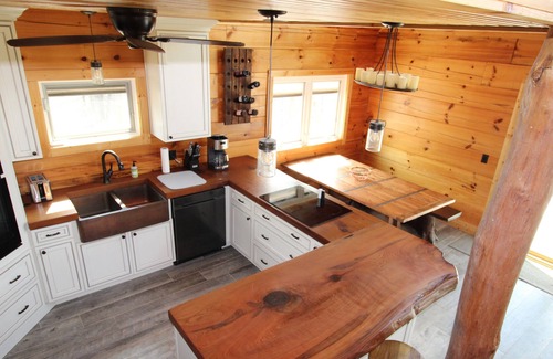 Leitchfield Cabin | Creekside Cabin