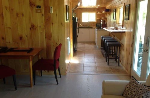 Germantown Cabin | CREEKSIDE CABIN w/EXTRAS