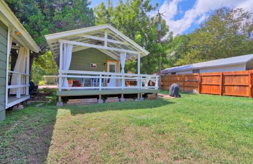 Wimberley House | Creekside Cabins - The Texan
