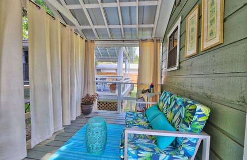 Wimberley Cabin | Creekside Cabins - The Nest | Romantic Cottage with Creek Access