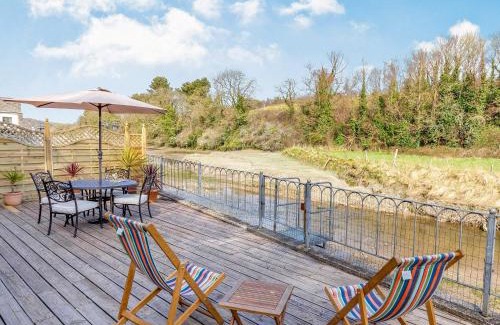 Little Petherick House | Creekside