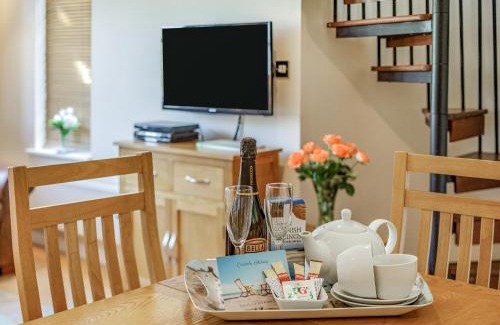 Little Petherick House | Creekside