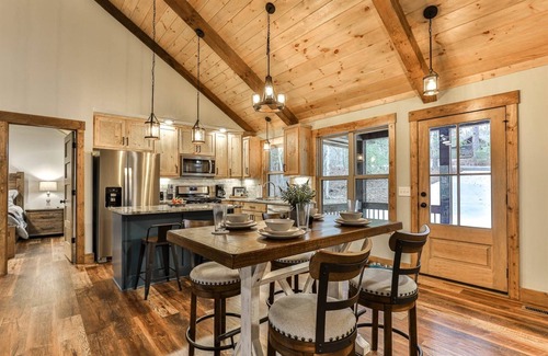 Ellijay House | Creekside Hideaway | Ellijay, GA