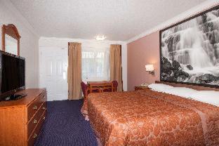 Willits Hotel | Creekside Inn & Suites