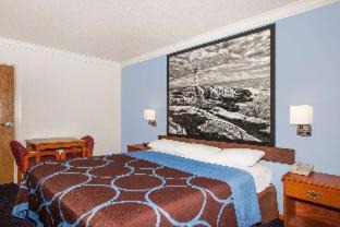 Willits Hotel | Creekside Inn & Suites