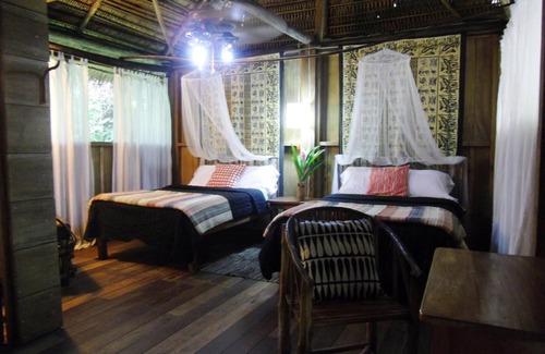 Jacinto Ville Cabin | Creekside Oasis
