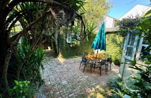 Faubourg Delachaise Hotel | Creole Cottage Uptown