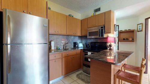 Candelero Abajo Apartment | Crescent Beach 251