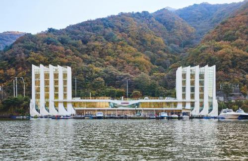 Seorak Hotel | Crest72 Hotel