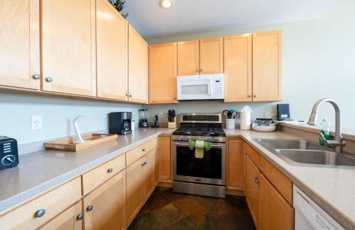 Kimball Junction Apartment | Crestview Large 2BR/2.5BA with loft