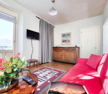 Saint-Pierre Apartment | Cretallaz - Rustic house in strategic location with castle view, free parking and WiFi